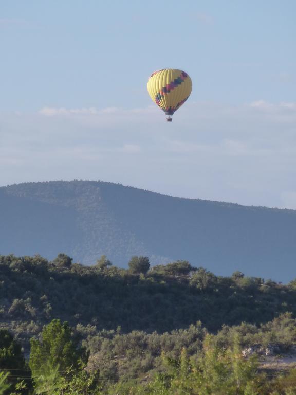 Verde Valley Tiny House 18 คอตตอนวูด ภายนอก รูปภาพ